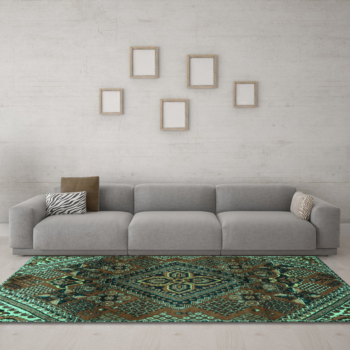 Machine Washable Persian Turquoise Traditional Area Rugs in a Living Room,, wshtr4256turq