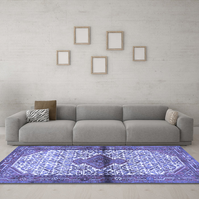 Machine Washable Persian Blue Traditional Rug in a Living Room, wshtr4257blu