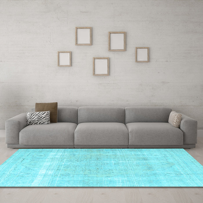 Machine Washable Persian Light Blue Traditional Rug in a Living Room, wshtr4259lblu