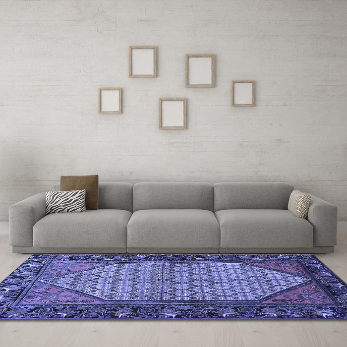 Machine Washable Persian Blue Traditional Rug in a Living Room, wshtr425blu