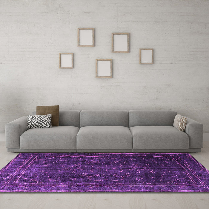 Machine Washable Persian Purple Traditional Area Rugs in a Living Room, wshtr4262pur