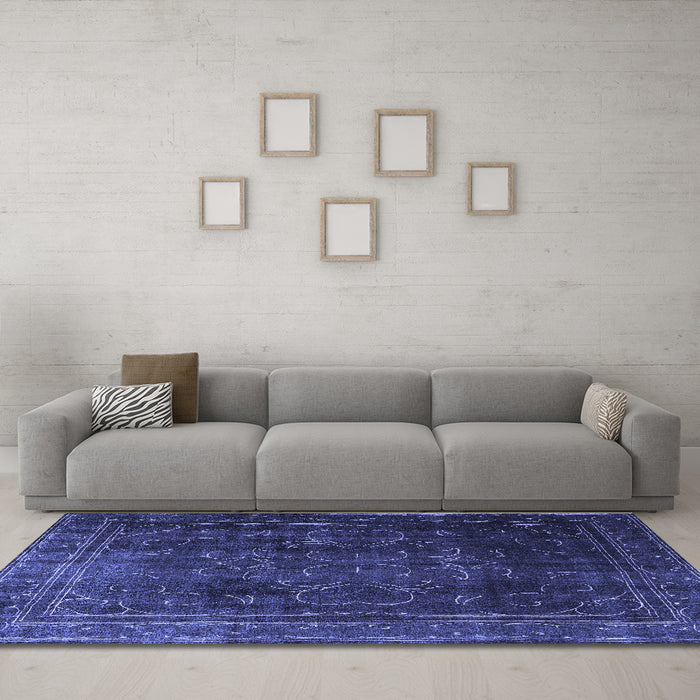 Machine Washable Persian Blue Traditional Rug in a Living Room, wshtr4262blu