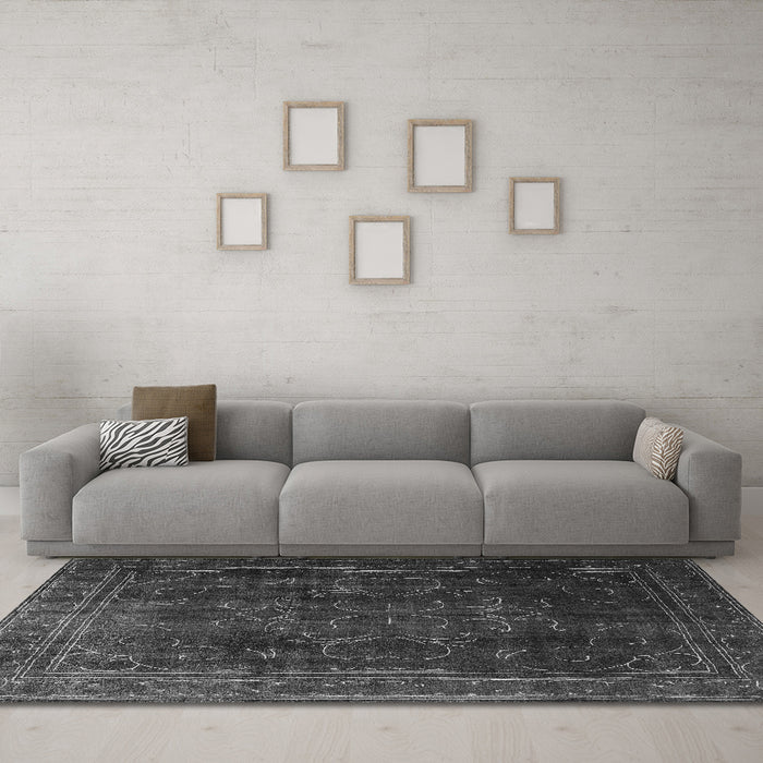 Machine Washable Persian Gray Traditional Rug in a Living Room,, wshtr4262gry