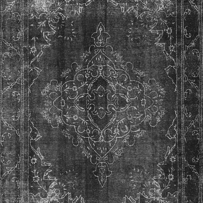 Serging Thickness of Machine Washable Persian Gray Traditional Rug, wshtr4263gry