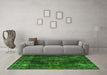 Machine Washable Persian Green Traditional Area Rugs in a Living Room,, wshtr4263grn