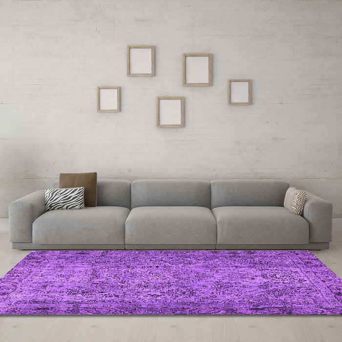 Machine Washable Persian Purple Traditional Area Rugs in a Living Room, wshtr4266pur