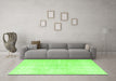 Machine Washable Persian Green Traditional Area Rugs in a Living Room,, wshtr4267grn