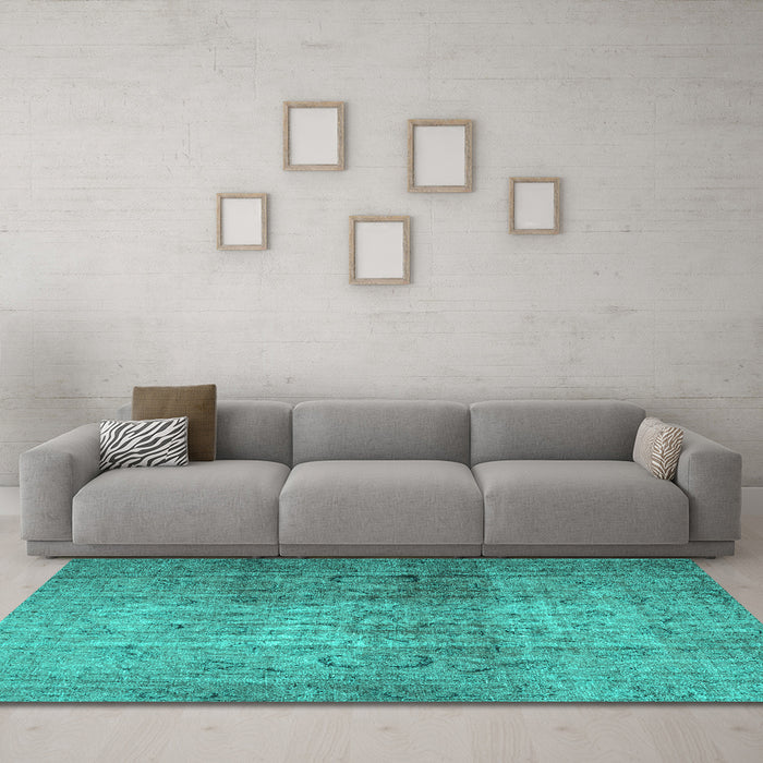 Machine Washable Persian Turquoise Traditional Area Rugs in a Living Room,, wshtr4268turq