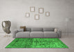 Machine Washable Persian Green Traditional Area Rugs in a Living Room,, wshtr4269grn