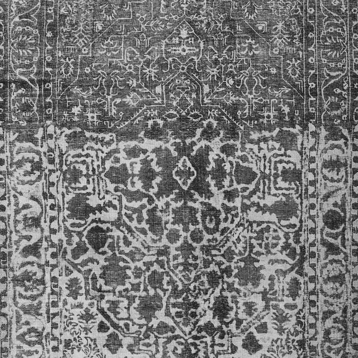 Serging Thickness of Machine Washable Persian Gray Traditional Rug, wshtr4269gry