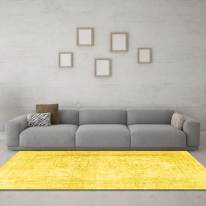 Machine Washable Persian Yellow Traditional Rug in a Living Room, wshtr4270yw