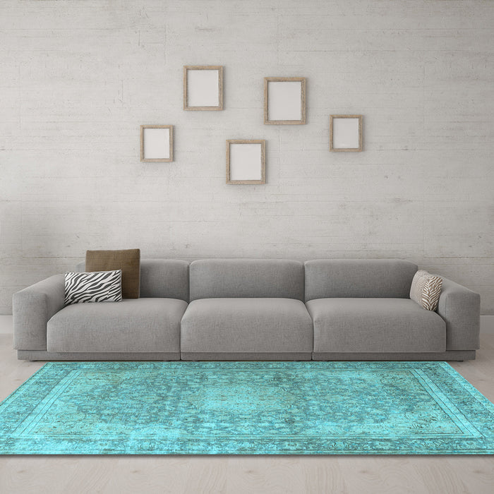 Machine Washable Persian Light Blue Traditional Rug in a Living Room, wshtr4273lblu