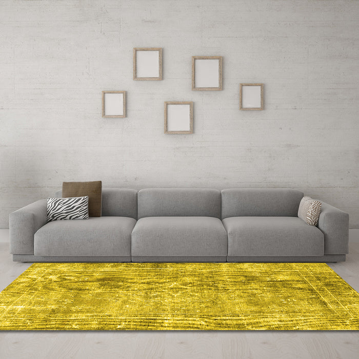 Machine Washable Persian Yellow Traditional Rug in a Living Room, wshtr4274yw