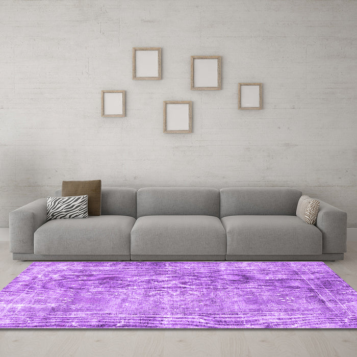 Machine Washable Persian Purple Traditional Area Rugs in a Living Room, wshtr4274pur
