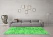 Machine Washable Persian Green Traditional Area Rugs in a Living Room,, wshtr4274grn