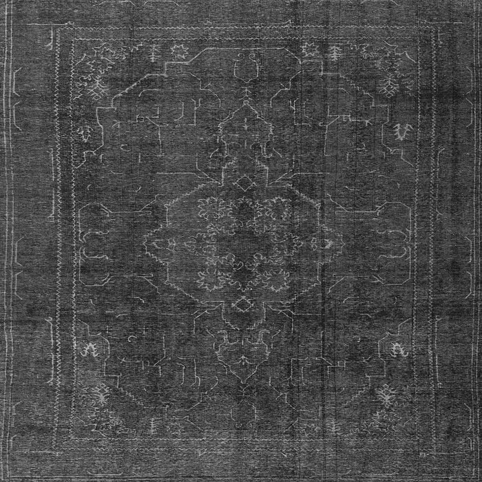 Round Machine Washable Persian Gray Traditional Rug, wshtr4277gry