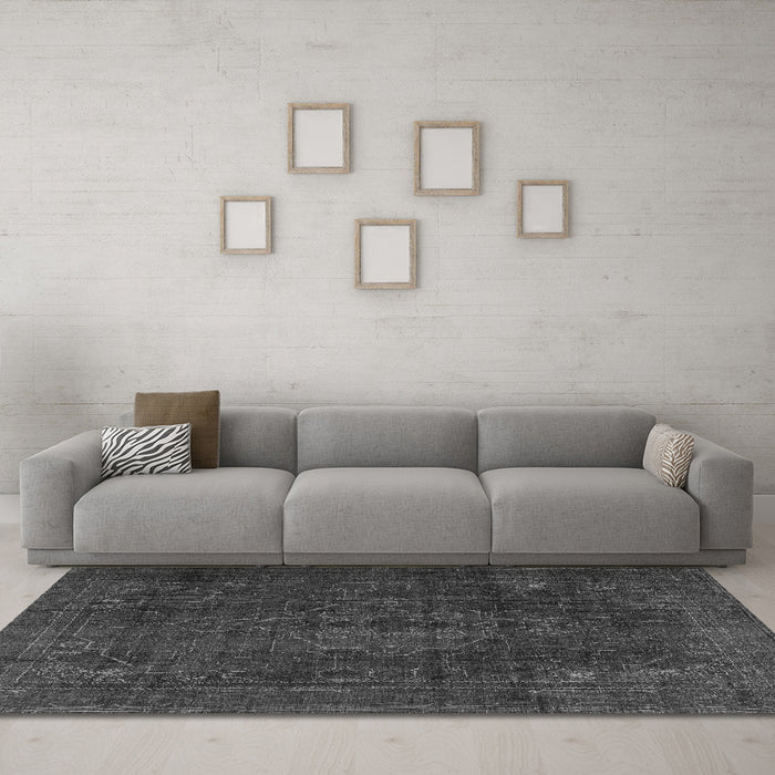 Machine Washable Persian Gray Traditional Rug in a Living Room,, wshtr4277gry