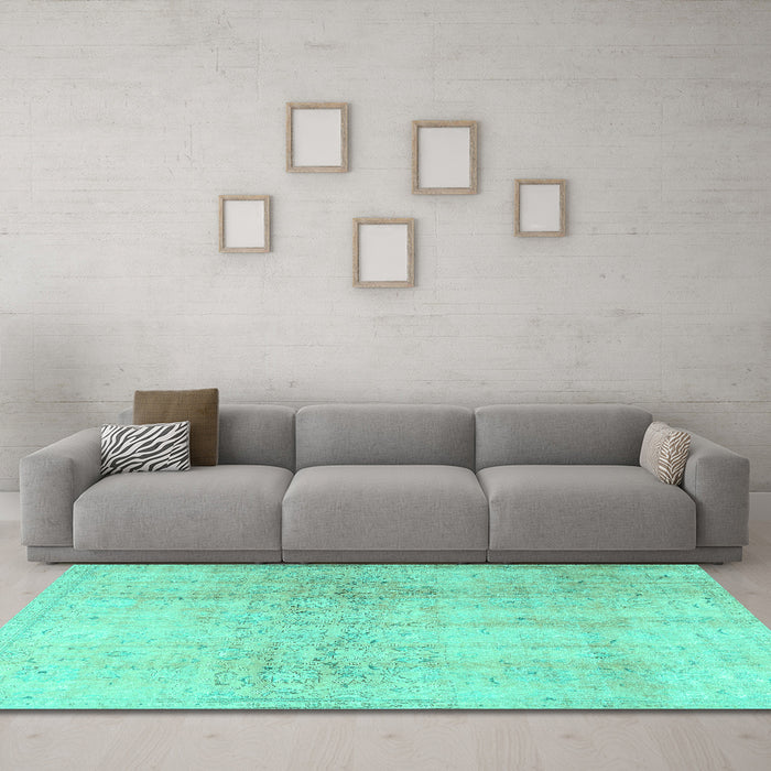 Machine Washable Persian Turquoise Traditional Area Rugs in a Living Room,, wshtr4279turq
