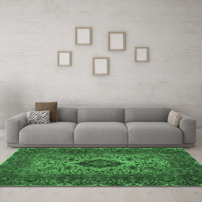 Machine Washable Persian Emerald Green Traditional Area Rugs in a Living Room,, wshtr427emgrn