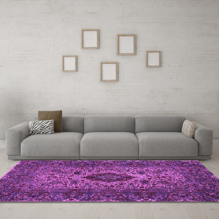 Machine Washable Persian Purple Traditional Area Rugs in a Living Room, wshtr427pur