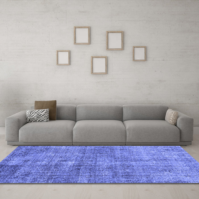 Machine Washable Persian Blue Traditional Rug in a Living Room, wshtr4280blu