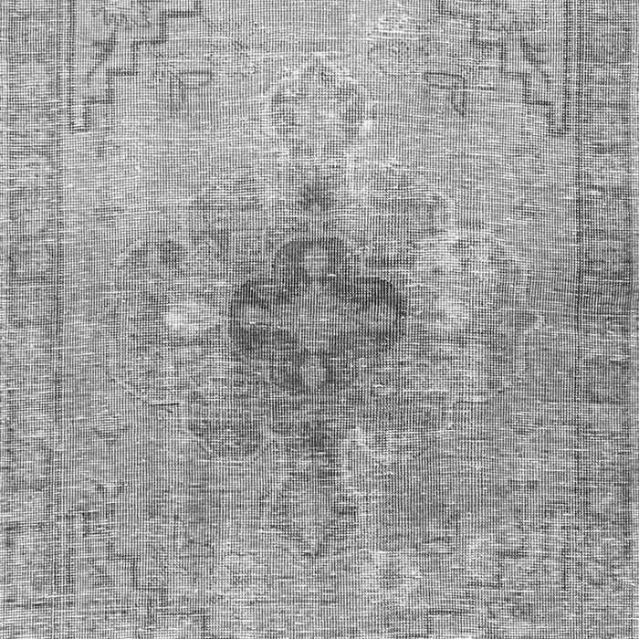 Serging Thickness of Machine Washable Persian Gray Traditional Rug, wshtr4283gry
