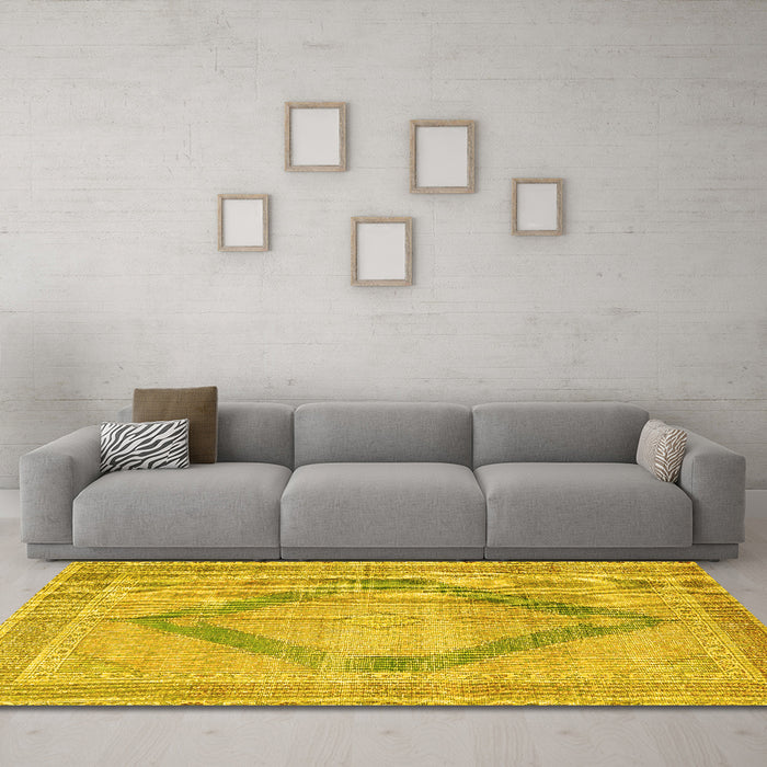 Machine Washable Persian Yellow Traditional Rug in a Living Room, wshtr4284yw