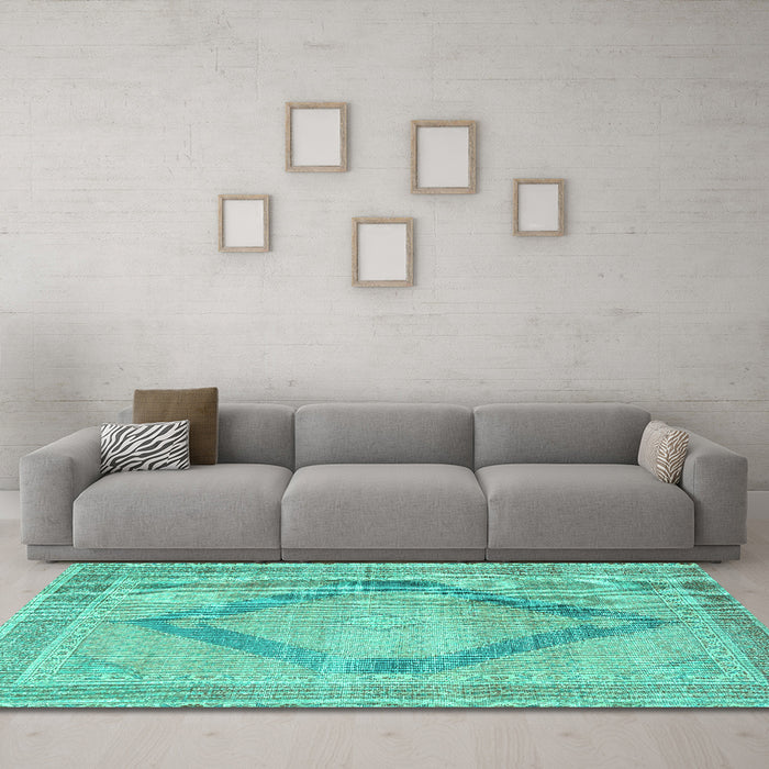 Machine Washable Persian Turquoise Traditional Area Rugs in a Living Room,, wshtr4284turq