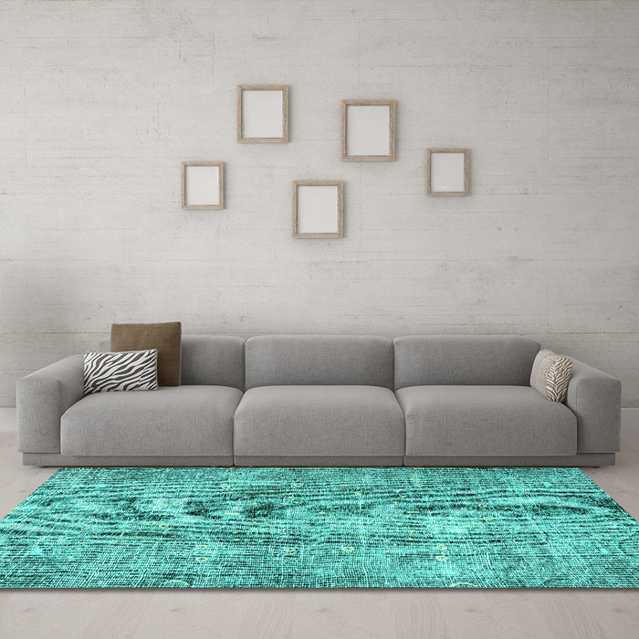 Machine Washable Persian Turquoise Traditional Area Rugs in a Living Room,, wshtr4285turq