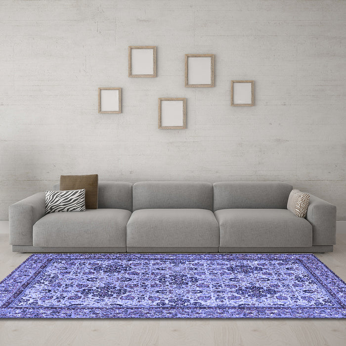 Machine Washable Persian Blue Traditional Rug in a Living Room, wshtr4287blu