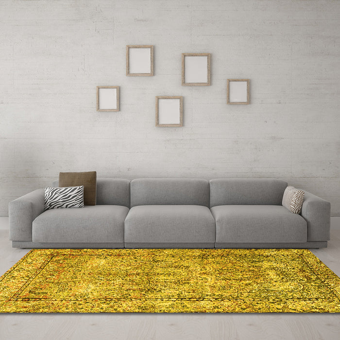 Machine Washable Persian Yellow Traditional Rug in a Living Room, wshtr4289yw