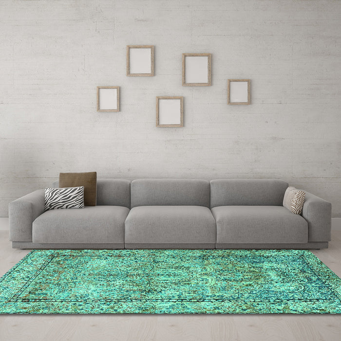 Machine Washable Persian Turquoise Traditional Area Rugs in a Living Room,, wshtr4289turq
