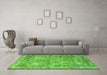 Machine Washable Persian Green Traditional Area Rugs in a Living Room,, wshtr4289grn