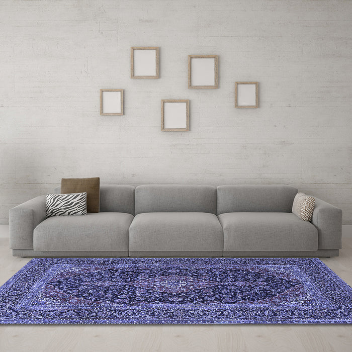 Machine Washable Medallion Blue Traditional Rug in a Living Room, wshtr4291blu