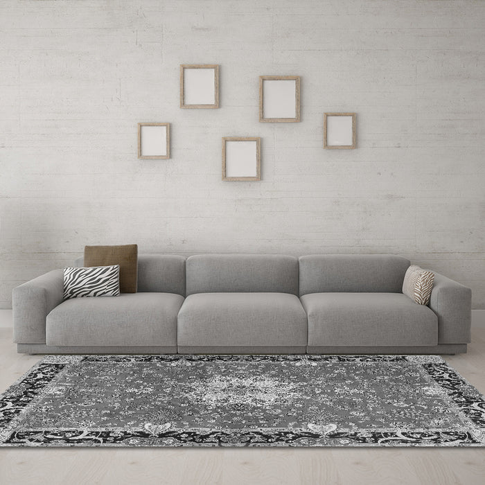 Machine Washable Persian Gray Traditional Rug in a Living Room,, wshtr4296gry