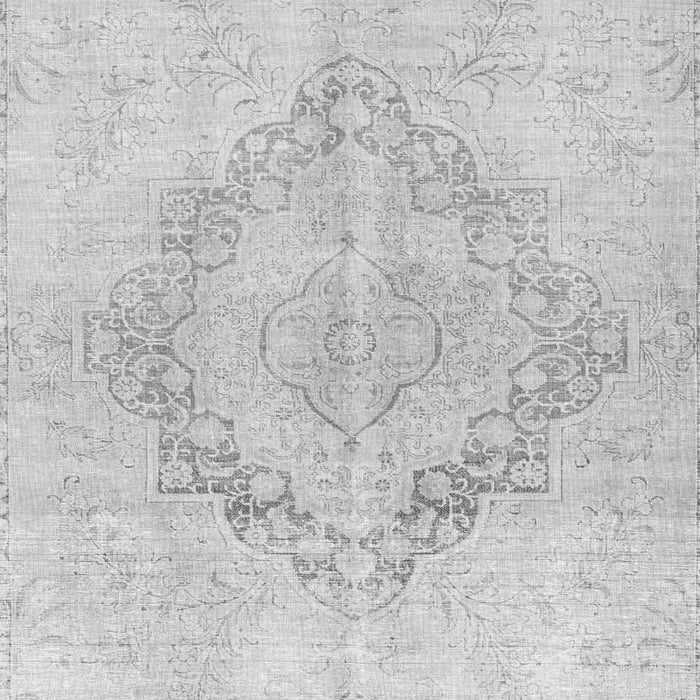 Serging Thickness of Machine Washable Persian Gray Traditional Rug, wshtr4299gry