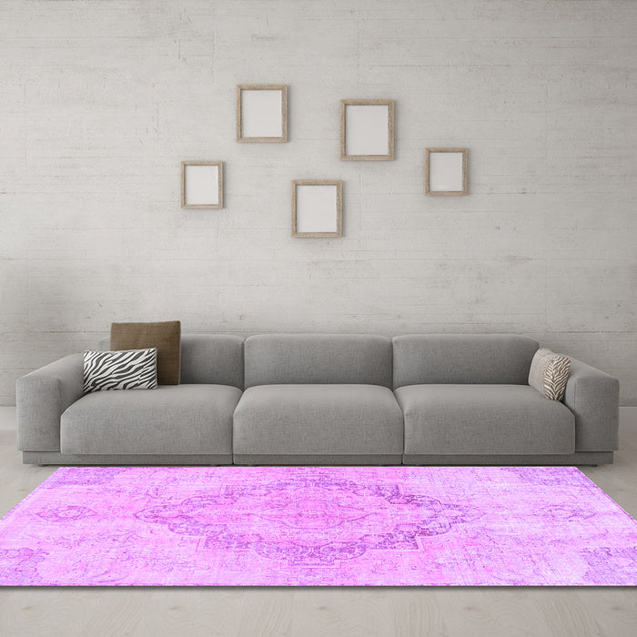 Machine Washable Persian Purple Traditional Area Rugs in a Living Room, wshtr4299pur