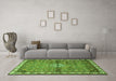 Machine Washable Persian Green Traditional Area Rugs in a Living Room,, wshtr429grn