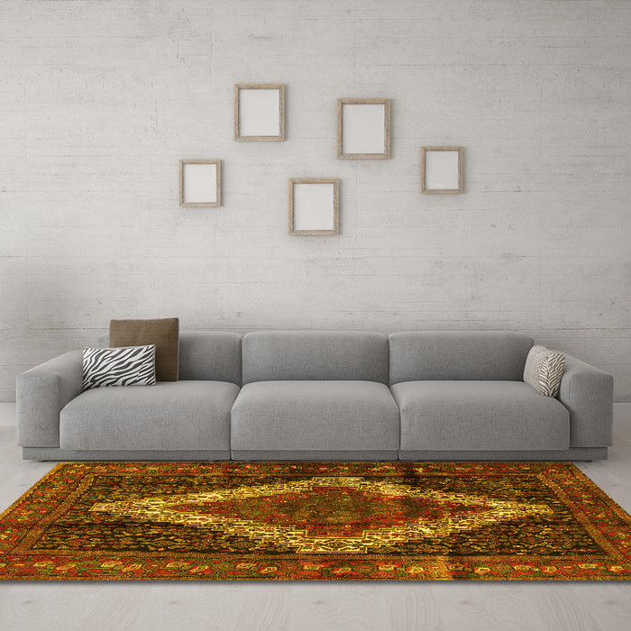 Machine Washable Persian Yellow Traditional Rug in a Living Room, wshtr42yw