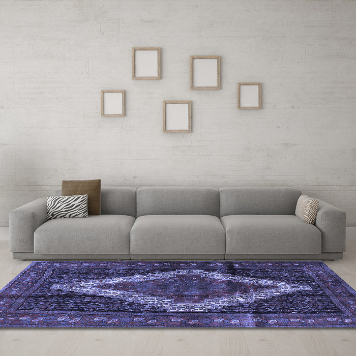 Machine Washable Persian Blue Traditional Rug in a Living Room, wshtr42blu