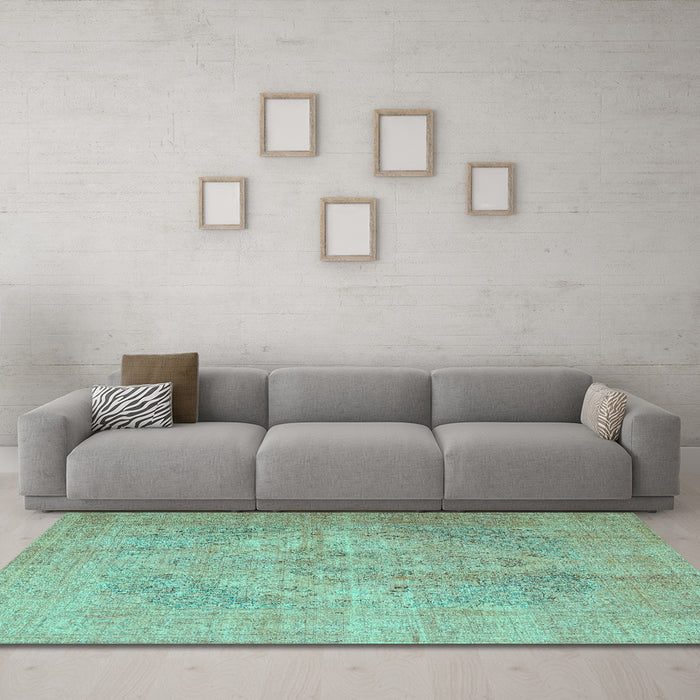 Machine Washable Persian Turquoise Traditional Area Rugs in a Living Room,, wshtr4301turq