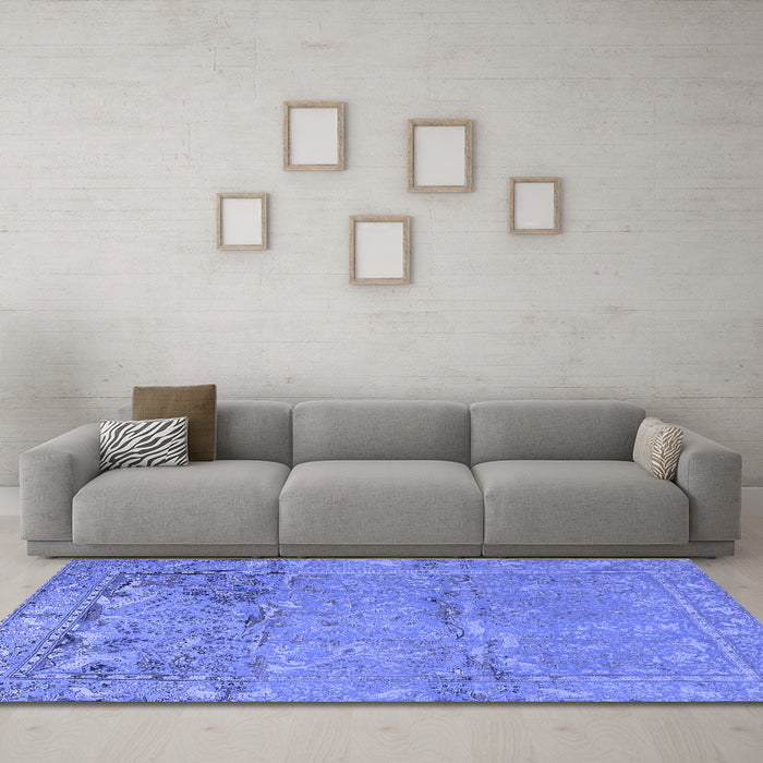 Machine Washable Animal Blue Traditional Rug in a Living Room, wshtr4302blu