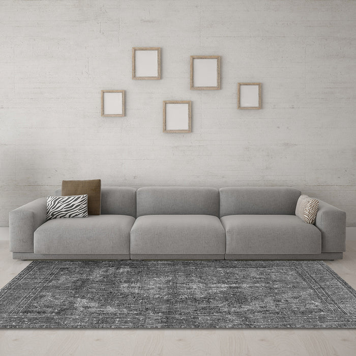 Machine Washable Persian Gray Traditional Rug in a Living Room,, wshtr4306gry