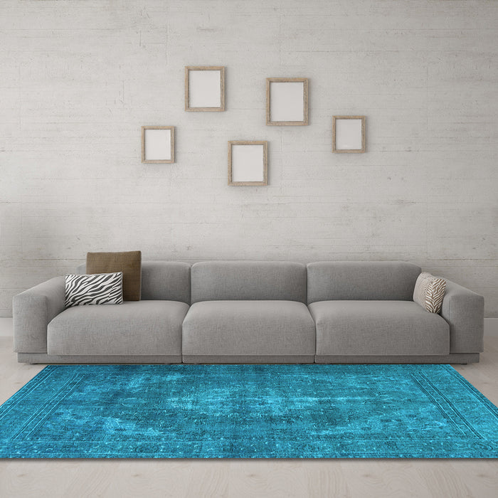 Machine Washable Persian Light Blue Traditional Rug in a Living Room, wshtr4306lblu