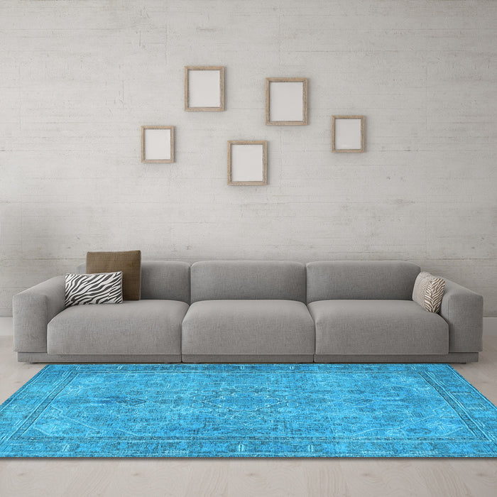 Machine Washable Persian Light Blue Traditional Rug in a Living Room, wshtr4307lblu