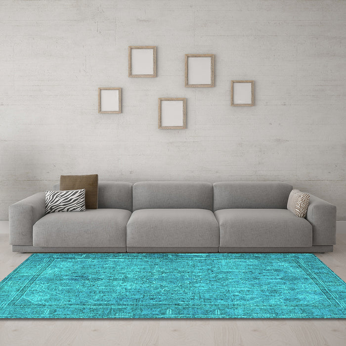 Machine Washable Persian Turquoise Traditional Area Rugs in a Living Room,, wshtr4307turq