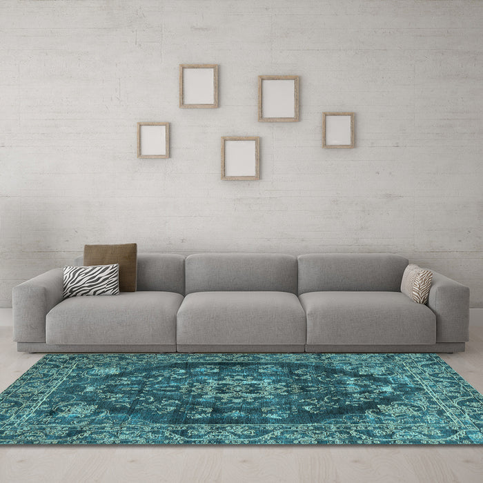 Machine Washable Persian Light Blue Traditional Rug in a Living Room, wshtr4308lblu