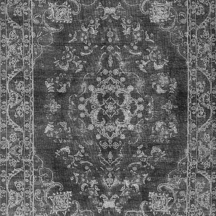 Serging Thickness of Machine Washable Persian Gray Traditional Rug, wshtr4308gry