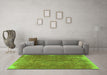 Machine Washable Persian Green Traditional Area Rugs in a Living Room,, wshtr4309grn