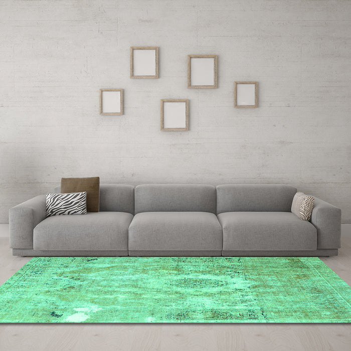 Machine Washable Persian Turquoise Traditional Area Rugs in a Living Room,, wshtr4312turq